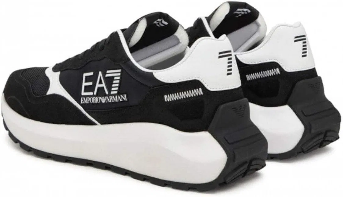 Кроссовки EA7 Emporio Armani с классическим черно-белым логотипом — фото 2