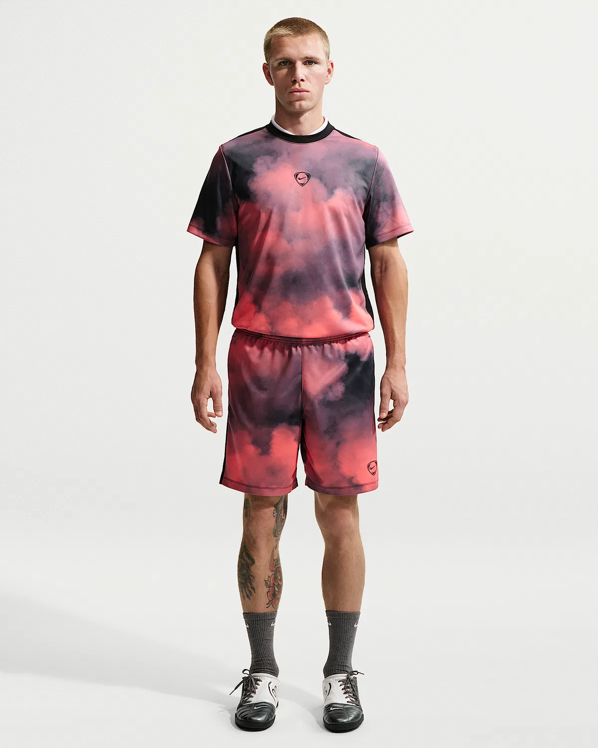 Мужская футболка Nike Academy+ Dri-FIT с коротким рукавом, Hot Lava/Black/Black — фото 4