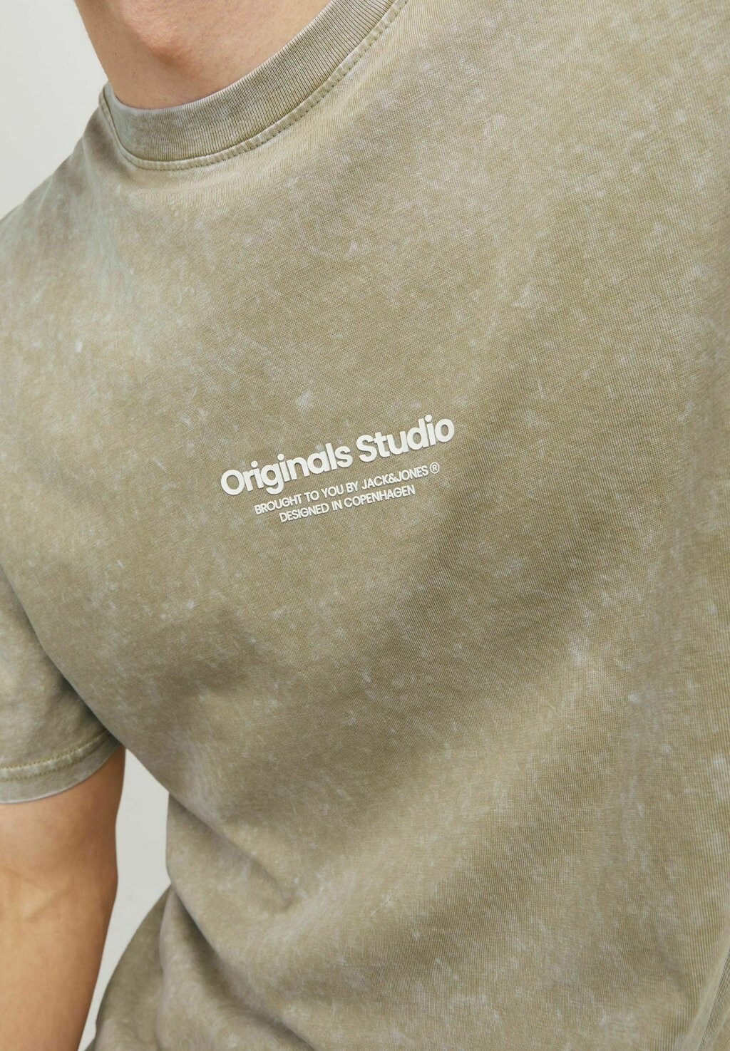 

Футболки с принтом GEDRUCKT RUNDHALS Jack & Jones, цвет Silver Sage