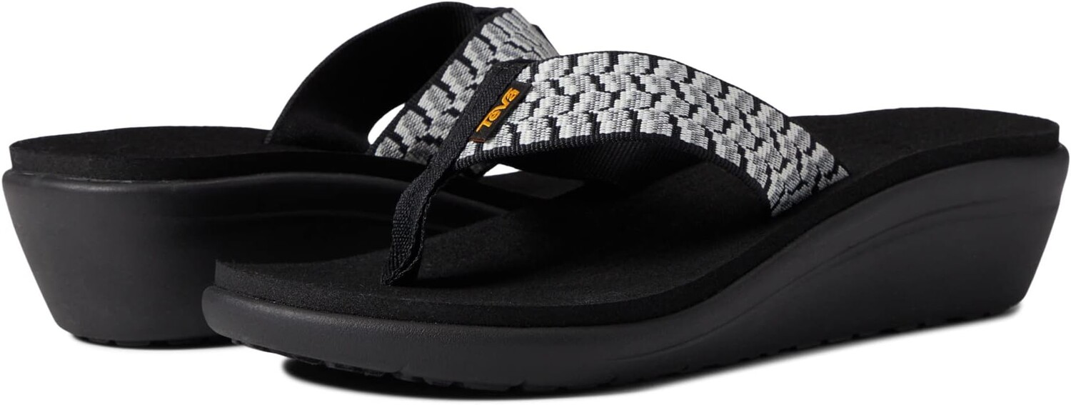 

Босоножки Voya Wedge Teva, цвет Paint Tracks Black/White