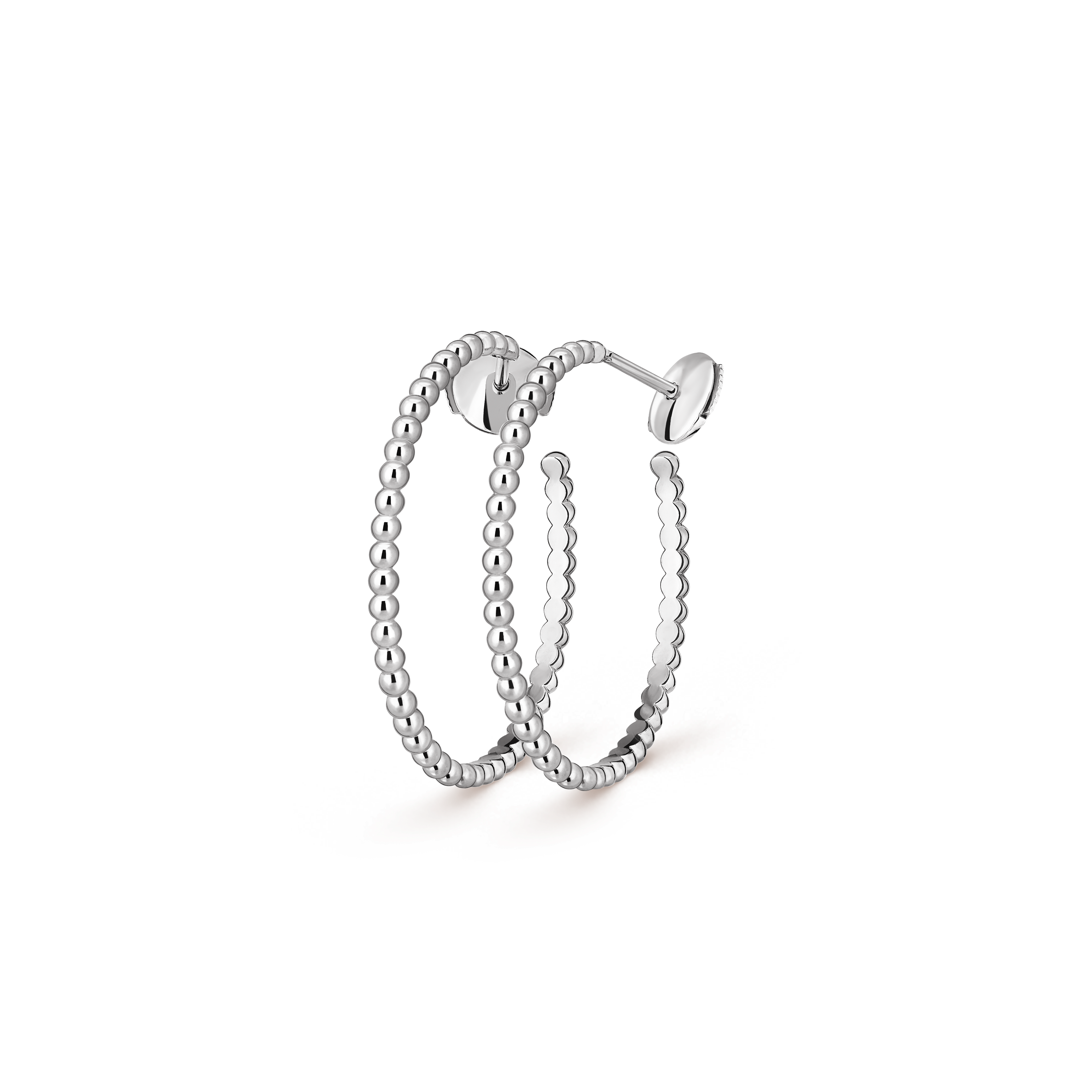 

Серьги Van Cleef & Arpels Perlée pearls of gold hoop, маленькая модель, 18-ct белое золото