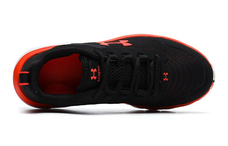 Детские кроссовки GS Low-top черные/красные Under Armour — фото 3