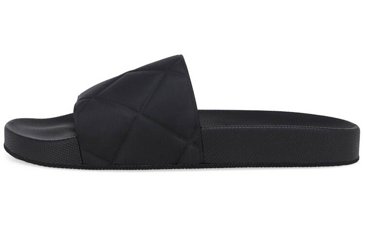 

Стеганые шлепанцы Bottega Veneta черные