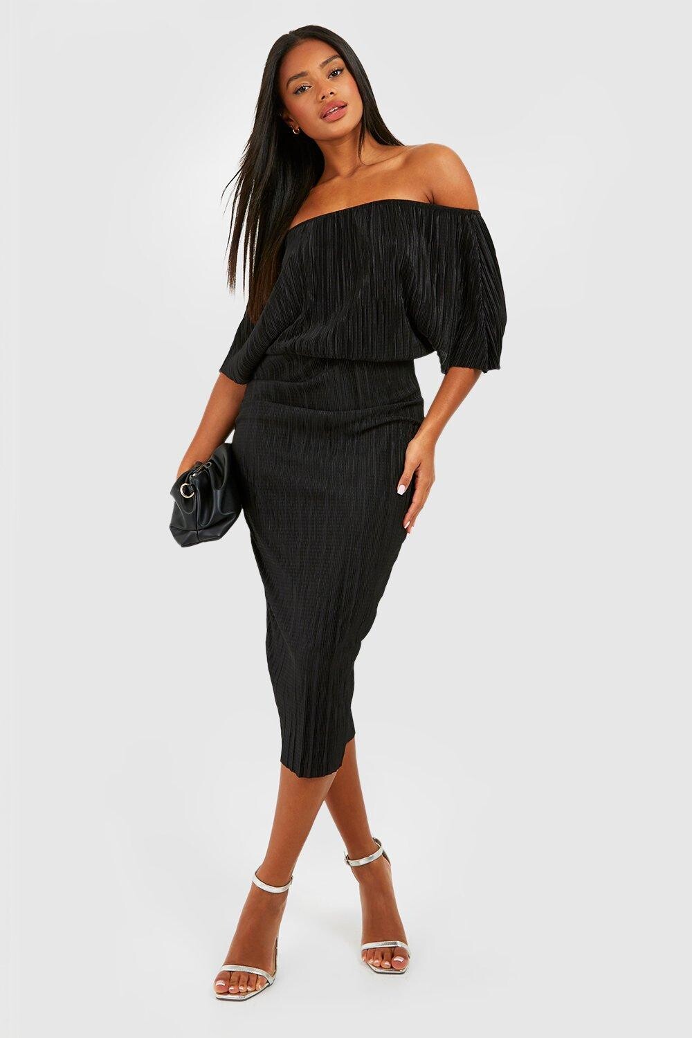 

Плиссированное платье миди с открытыми плечами boohoo, черный