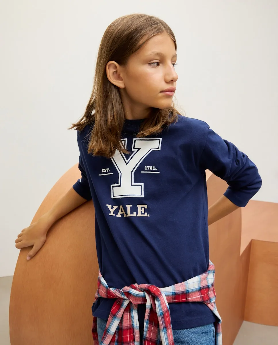 

Детская футболка с длинным рукавом с деталями Yale Kids El Corte Inglés, темно-синий