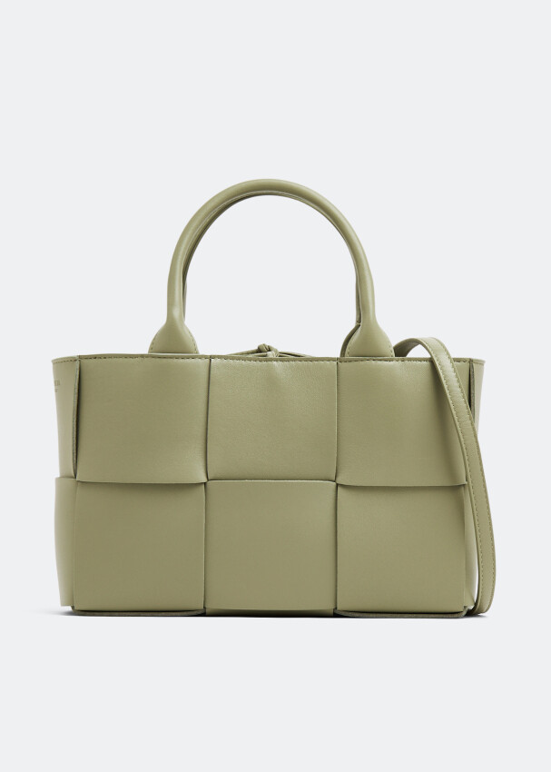 

Сумка-тоут Bottega Veneta Mini Arco, зеленый