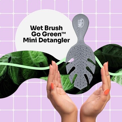 Мини-щетка для распутывания волос Go Green, серая, для волос унисекс, Wet Brush — фото 2
