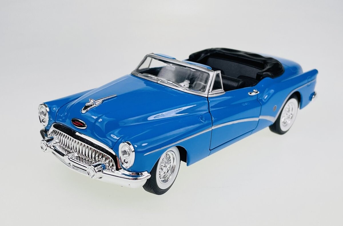 

Welly Buick Skylark 1953 Без Крыши Синий 1:24 24027