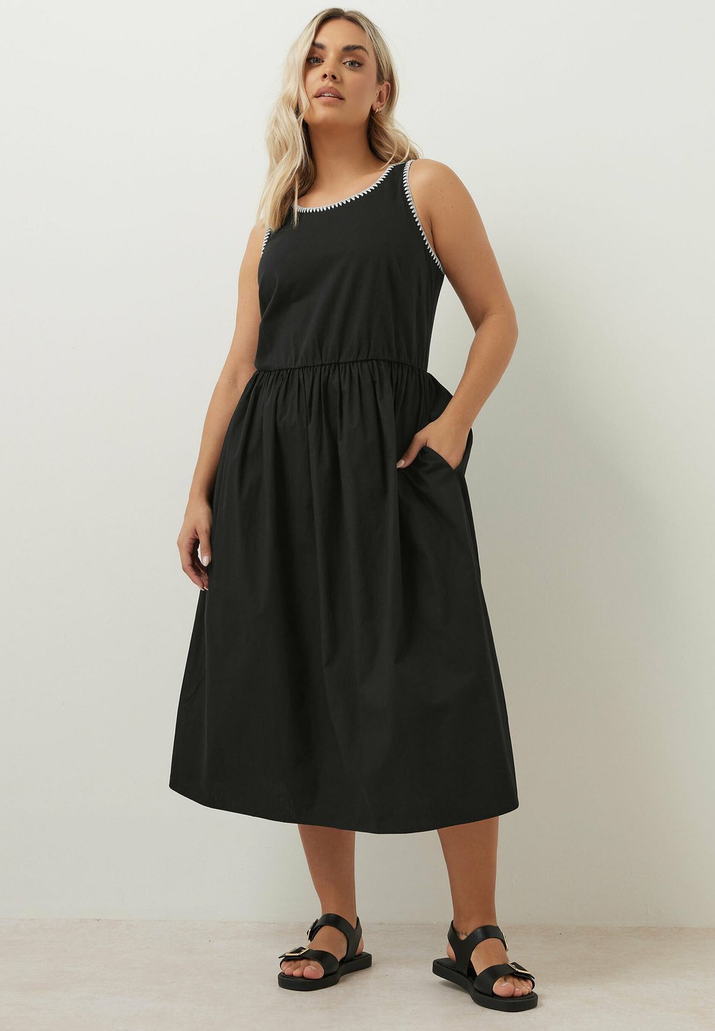 

Повседневное платье CONTRAST BLANKET STITCH MIDI Yours Clothing, антрацит