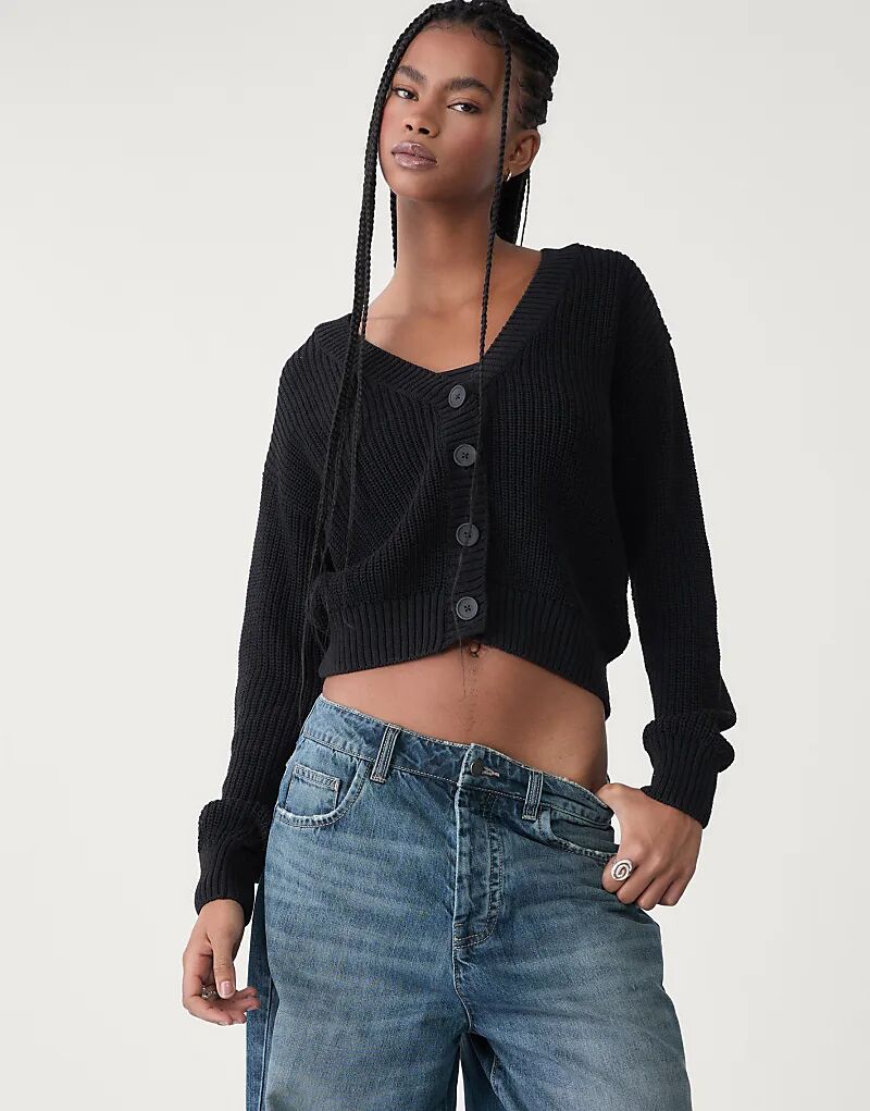 

Вязаный кардиган Stradivarius на пуговицах черного цвета