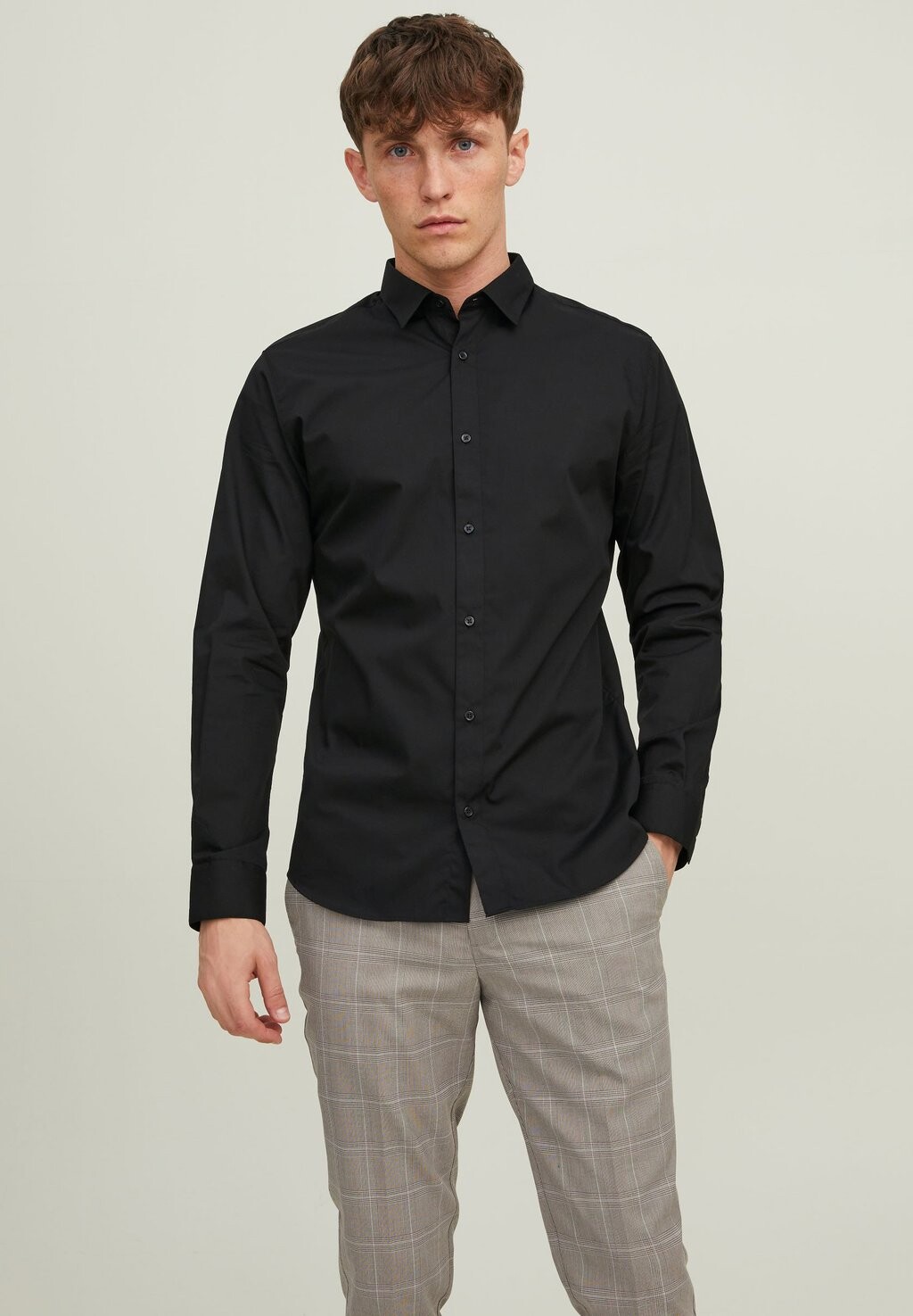 

Классическая рубашка JJJOE SHIRT PLAIN Jack & Jones, черный