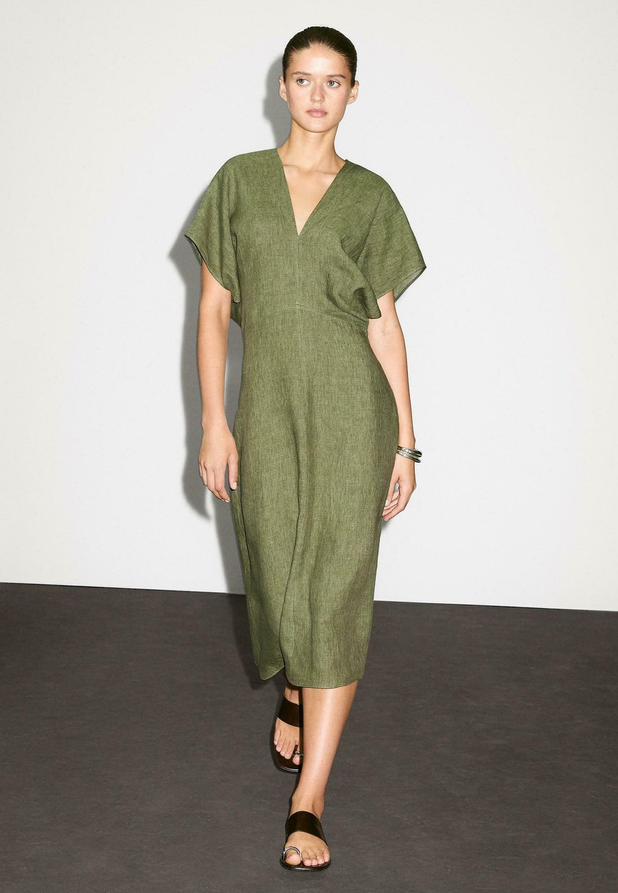 

Платье Massimo Dutti SHORT SLEEVE LINEN MIDI, Mottled Dark Green