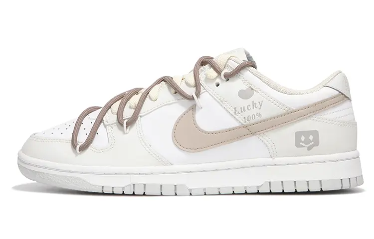 

Женские кроссовки для скейтбординга Nike Dunk, Light Gray