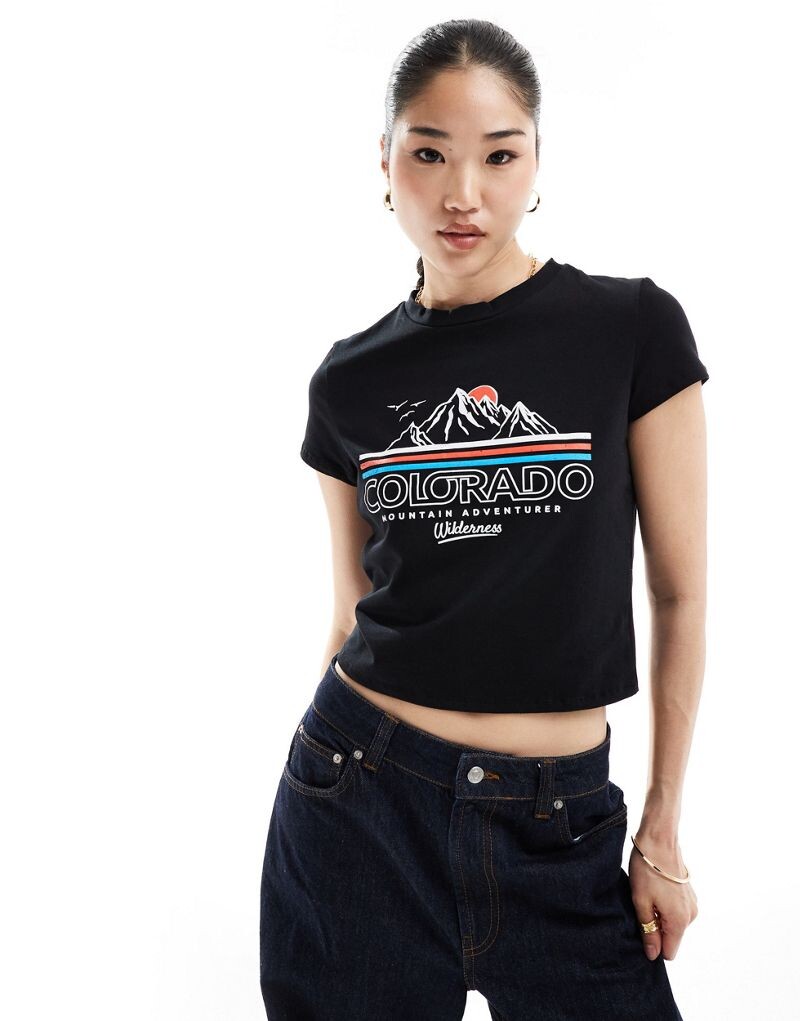 

ASOS DESIGN – короткая черная футболка с надписью Colorado