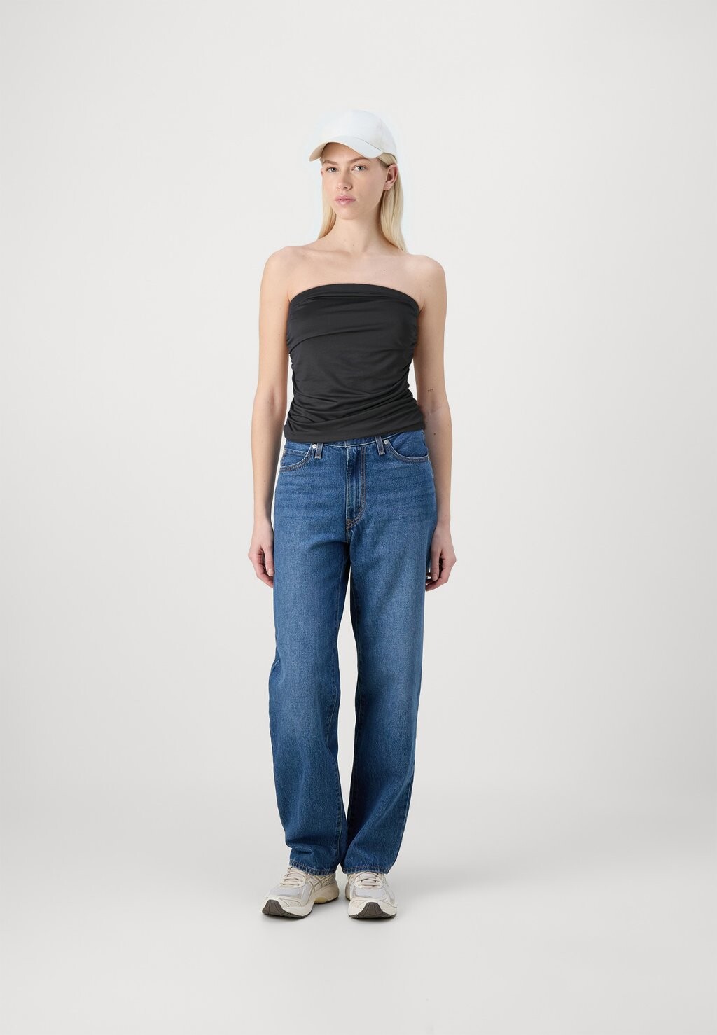 

Топ PCMILLE BANDEAU Pieces, черный