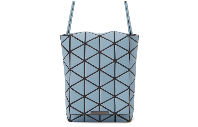 

ISSEY MIYAKE Клатч через плечо