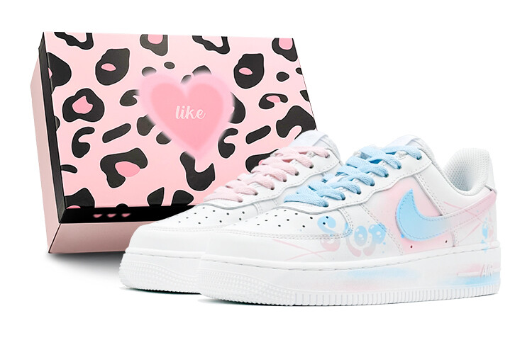 

Женские кроссовки для скейтбординга Nike Air Force 1, White