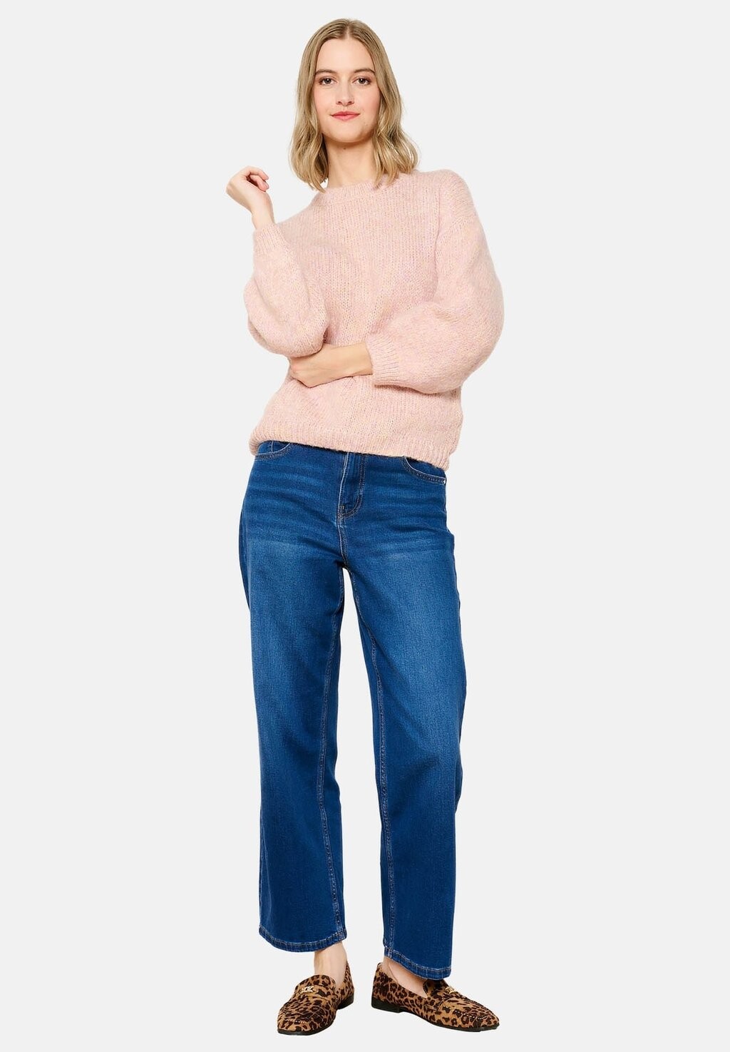 

Джемпер ROUND NECK LolaLiza, светло-розовый