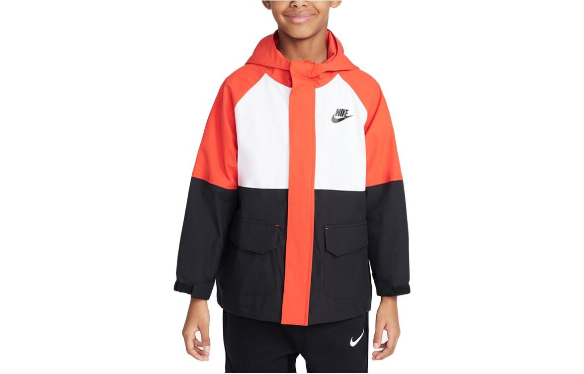 

Детская куртка Nike, черный
