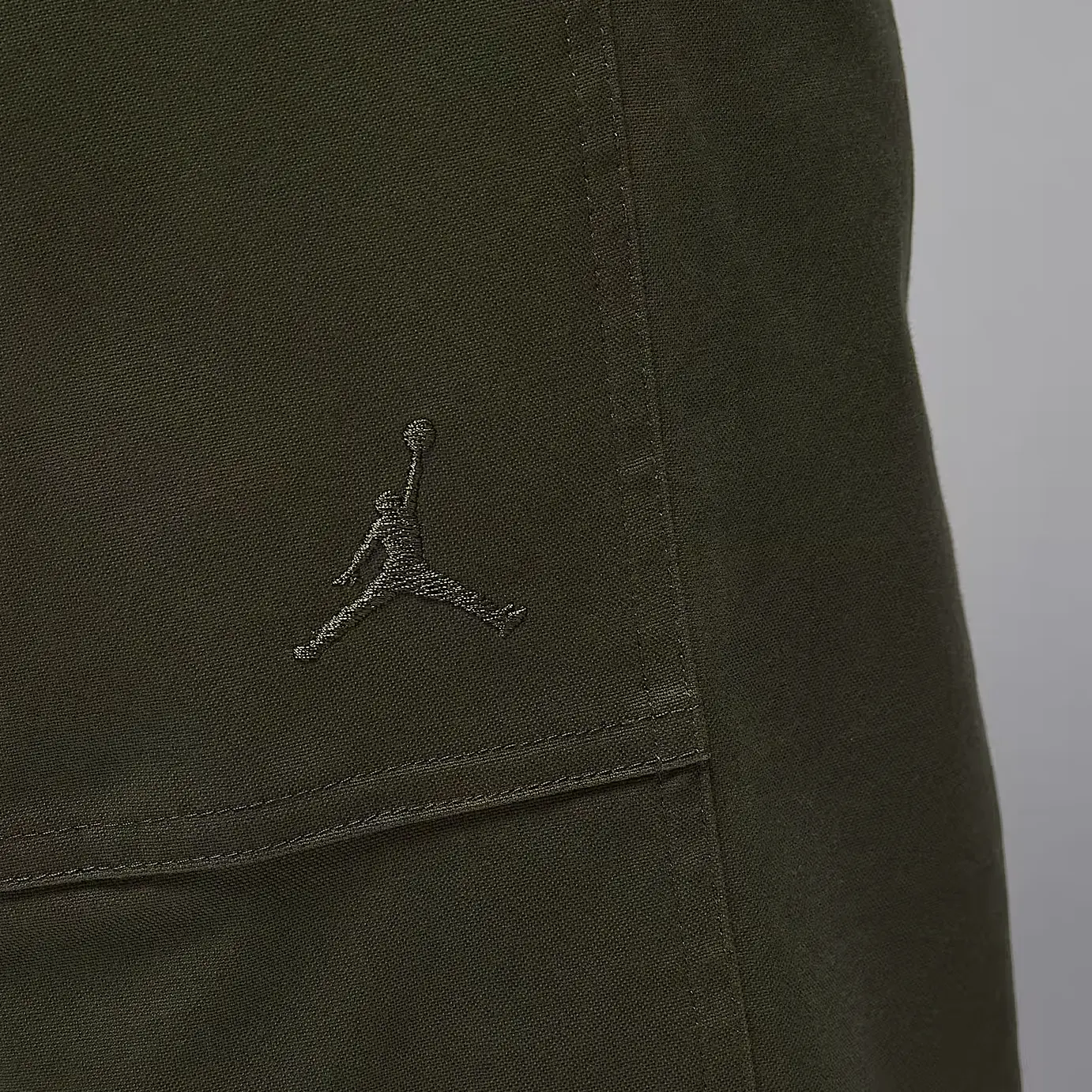 Jordan Элегантные повседневные брюки мужские Medium Olive Green — фото 4