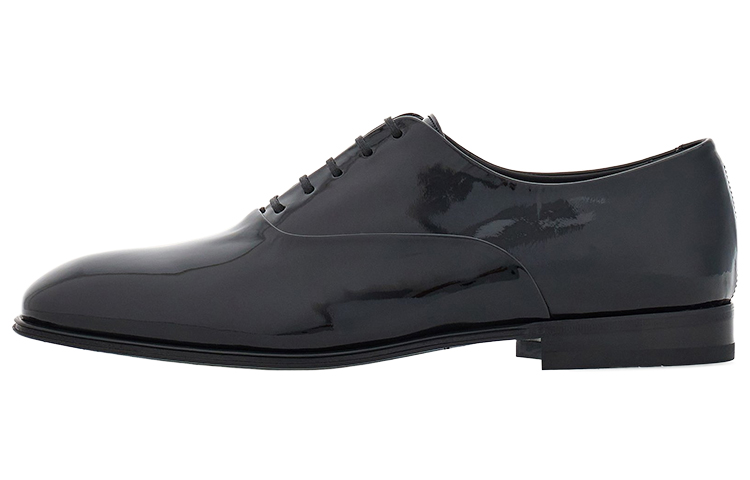 Оксфорды с патинированной отделкой Ferragamo, черный