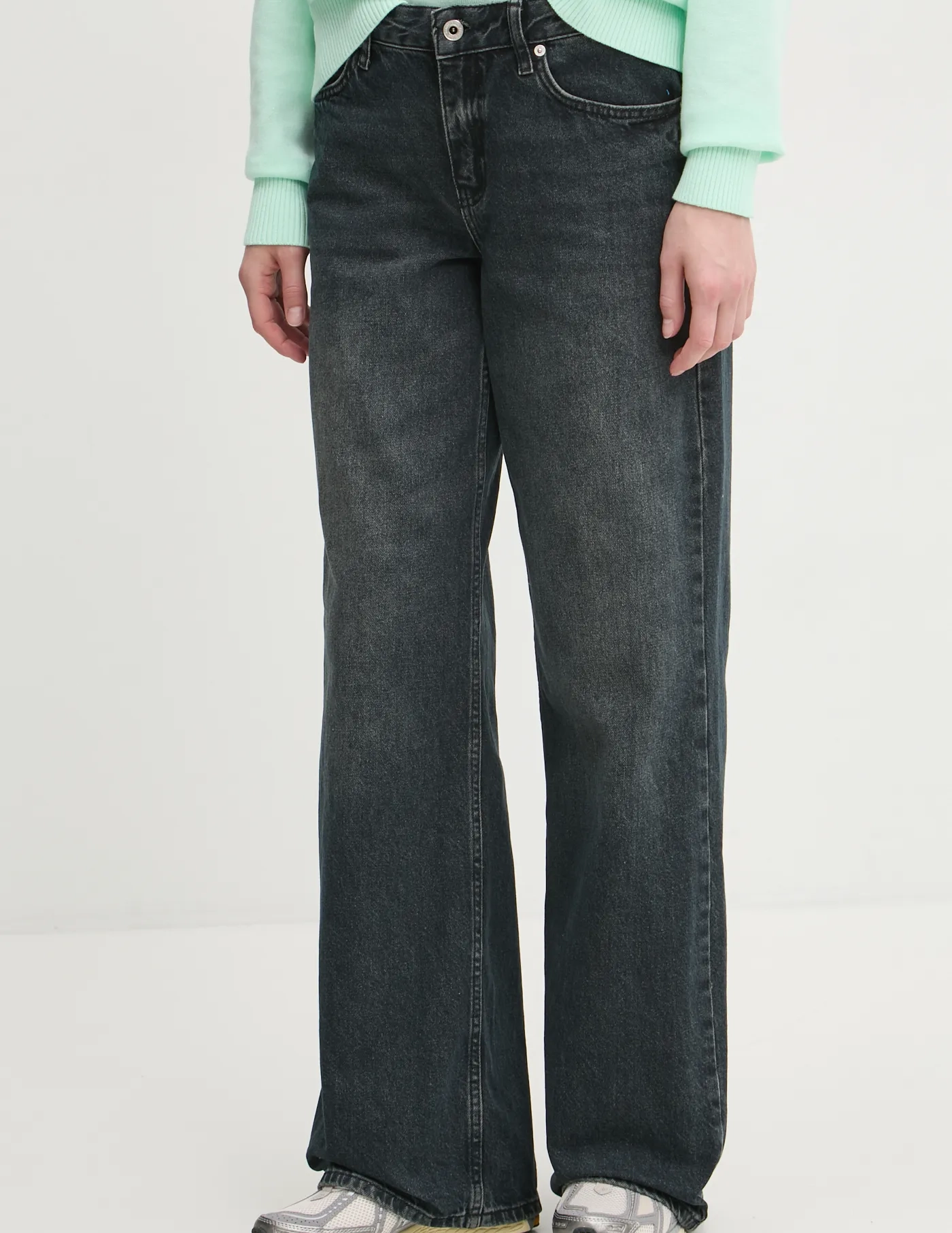

Джинсы Karl Lagerfeld Jeans, серый