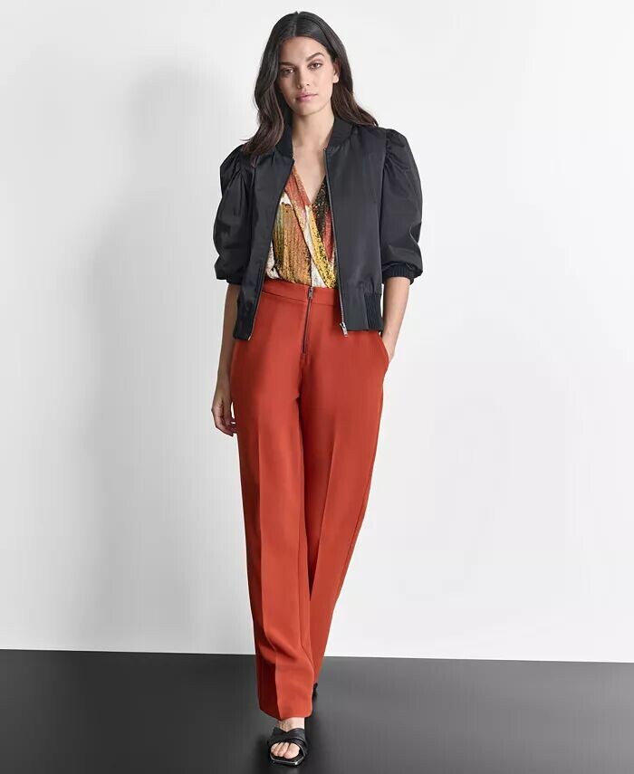 

Блестящий атласный пиджак, топ с запахом и широкие брюки DKNY, зеленый