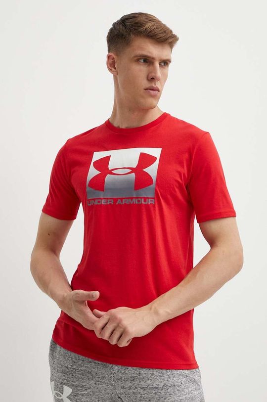 

Футболка Under Armour, красный