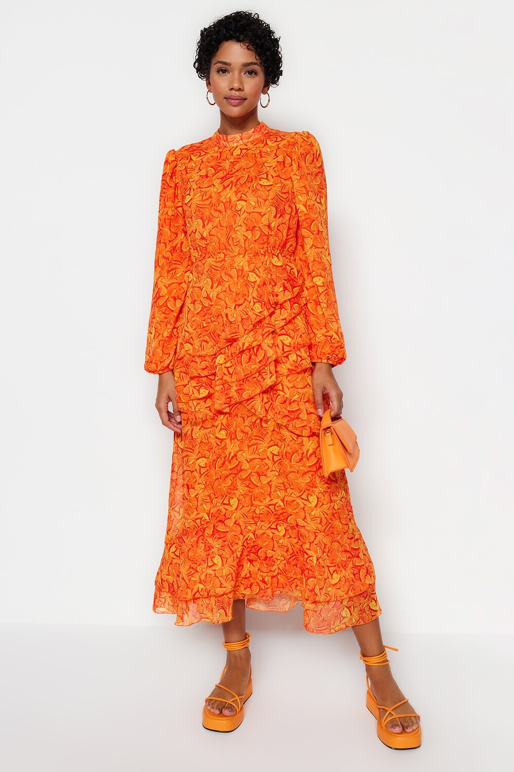 

Платье – оранжевое – рюшами по низу. Trendyol Modest, оранжевый