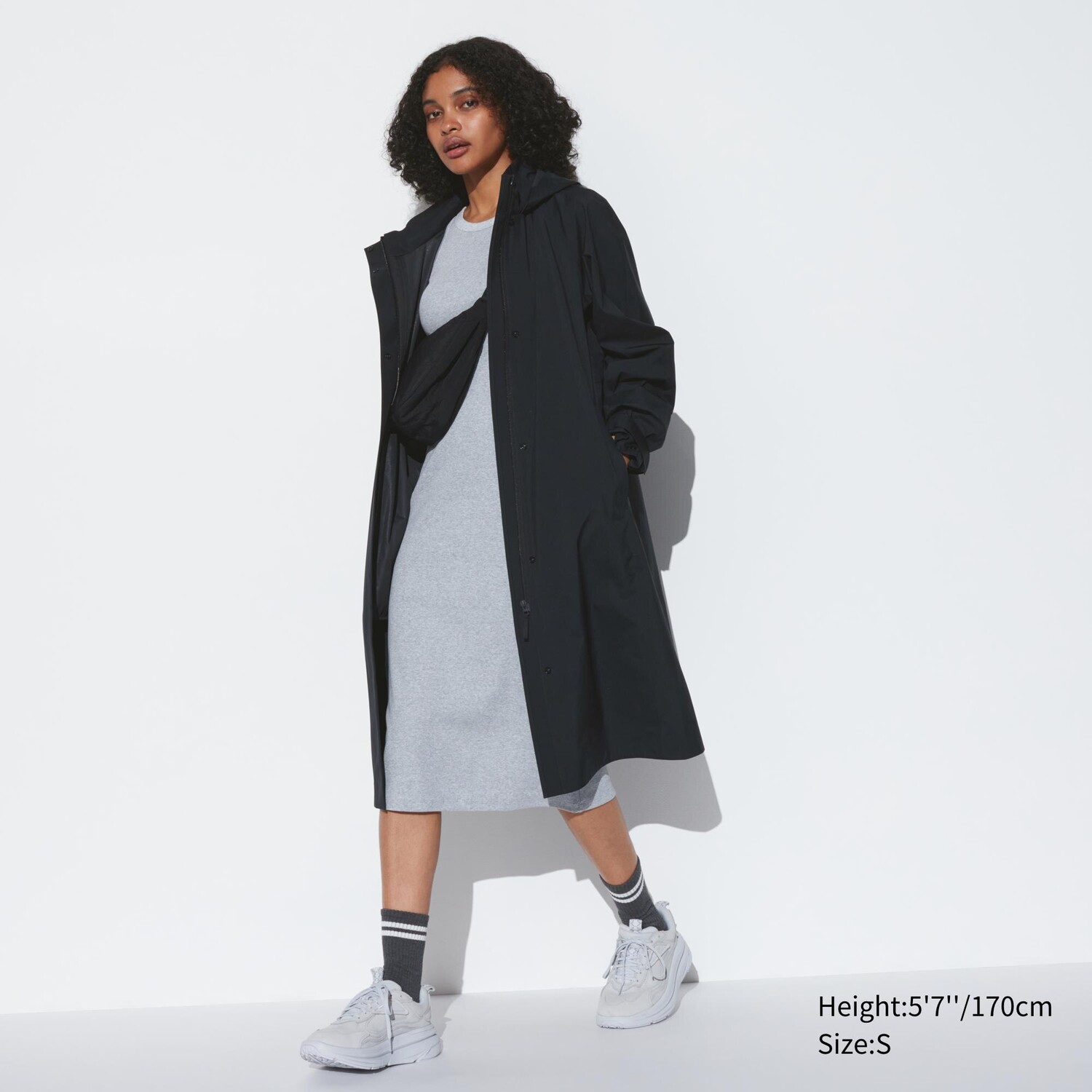 

Пальто UNIQLO блоктех ветростойкое, черный