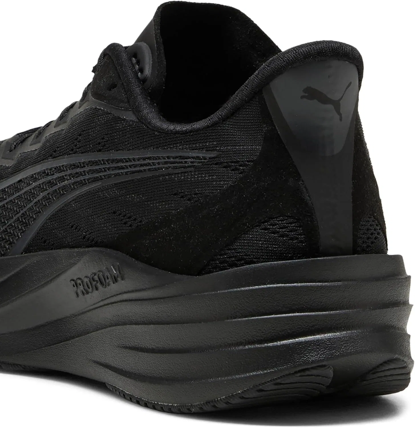 Кроссовки для бега по улицам PUMA Unisex Darter Pro 2, Puma Black, Flat, Dark Grey — фото 2