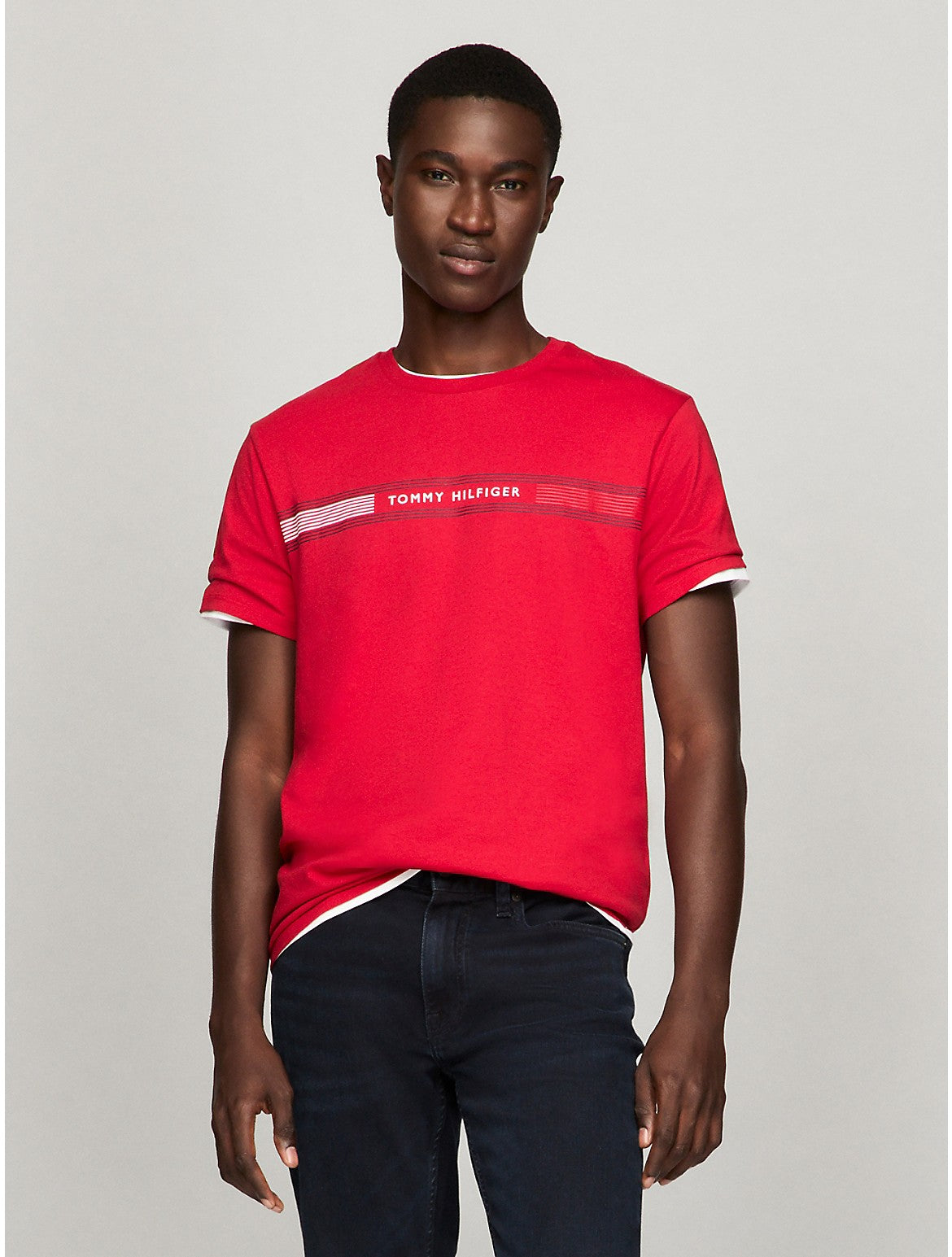 

Мужская футболка Tommy Hilfiger с принтом Tommy Stripe, цвет primary red