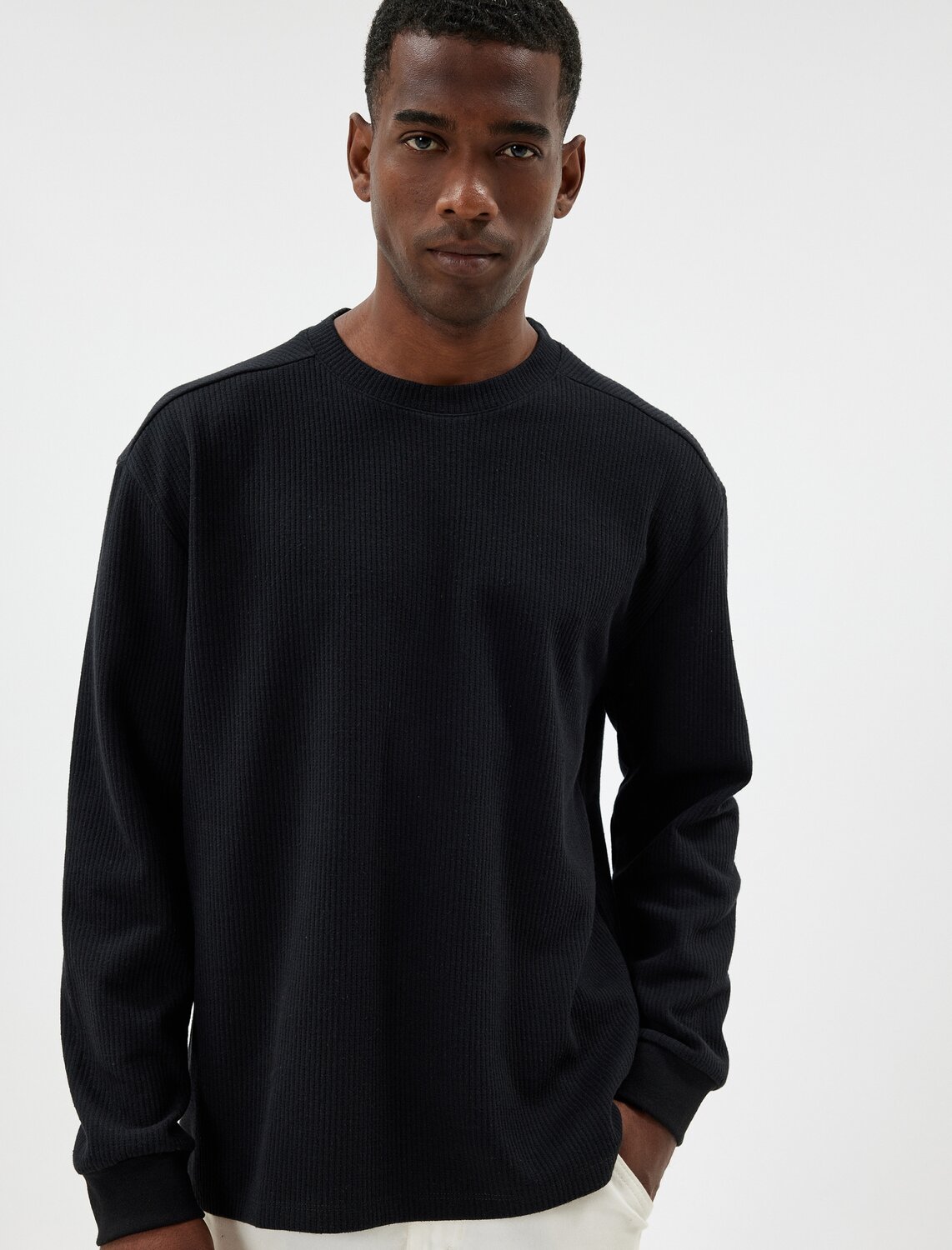 

Koton Свитшот в черном цвете