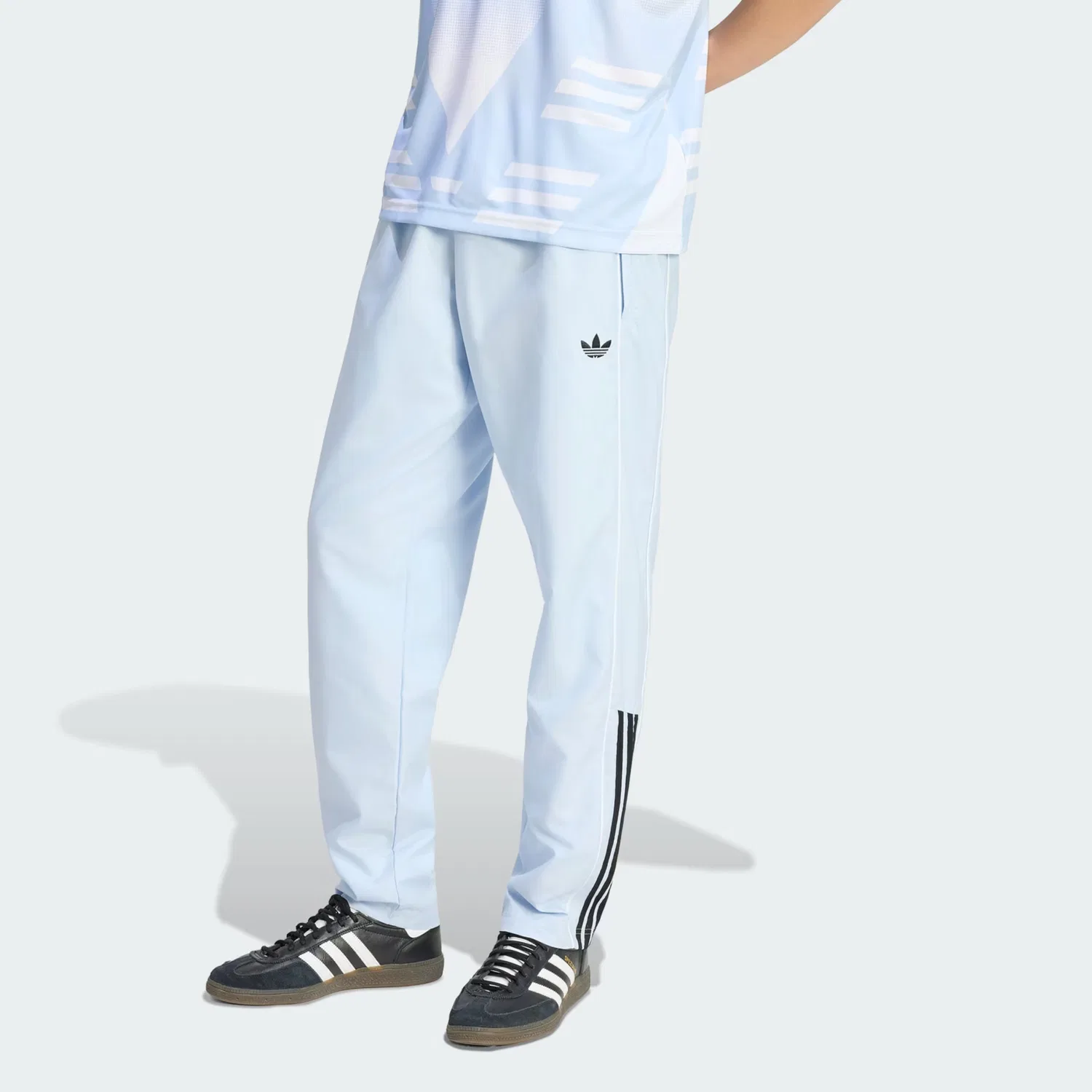 Брюки Adidas Originals Regular светло-голубого цвета — фото 2