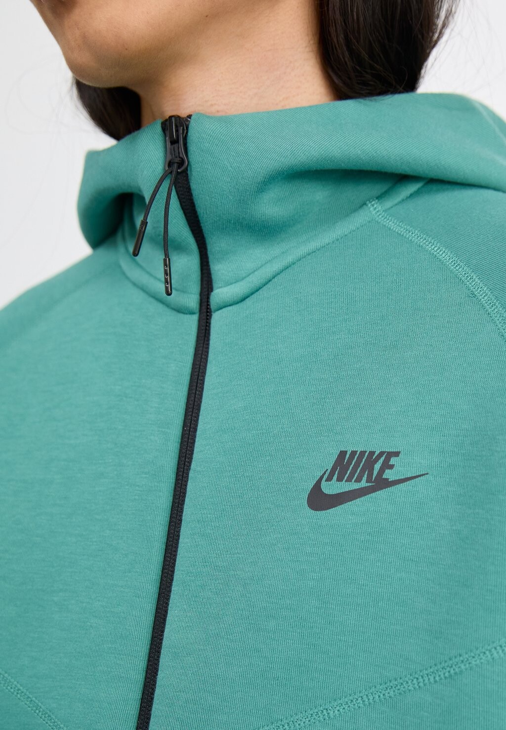 

Толстовка на молнии Tech Fleece Full-Zip Hoodie Nike, зеленая