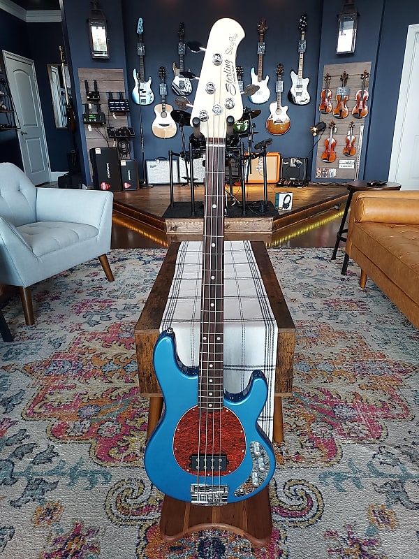 

Басс гитара Sterling Stingray Classic RAY24CA Toluca Lake Blue Bass