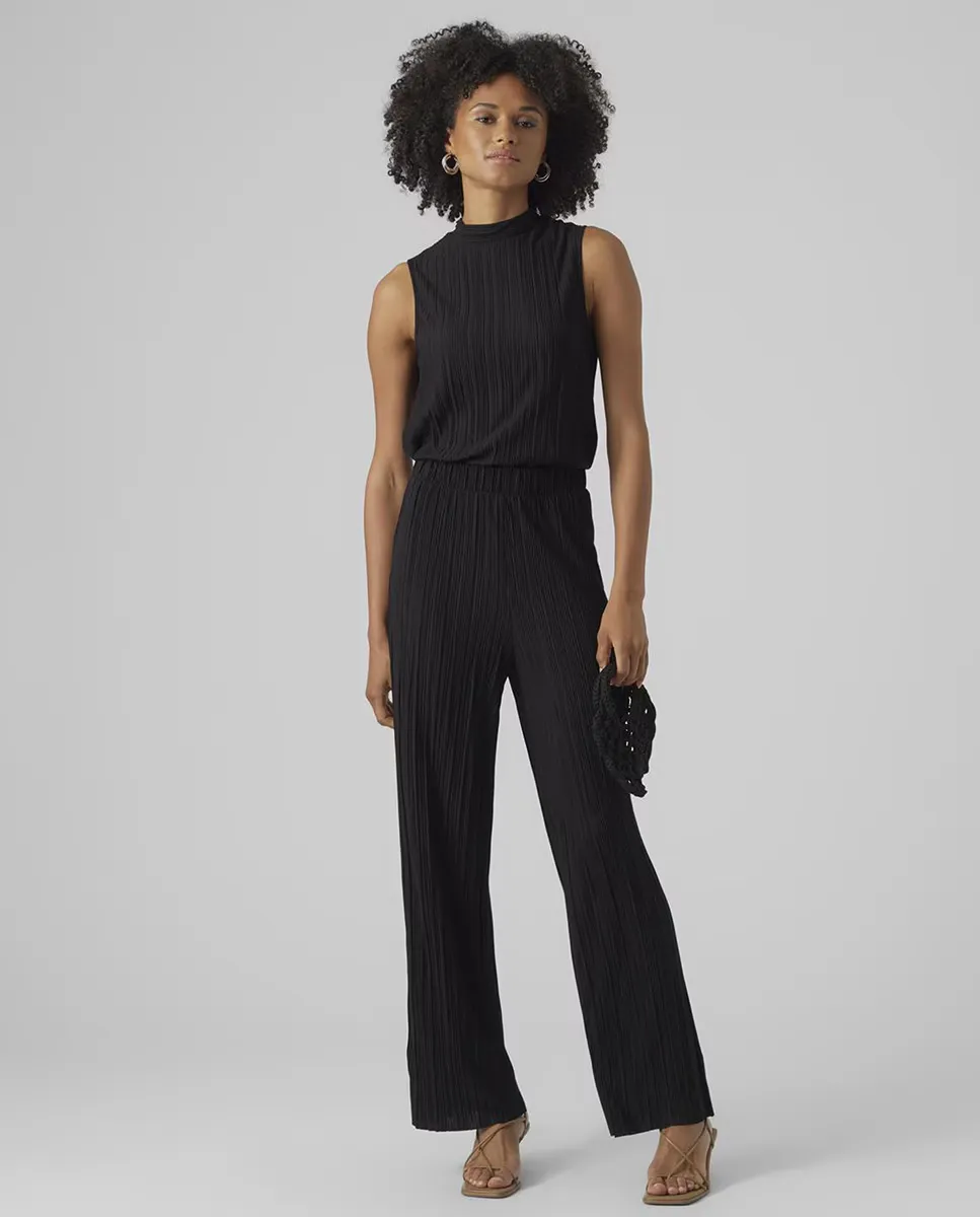 

Женские брюки со складками и эластичной резинкой на талии Vero Moda, черный
