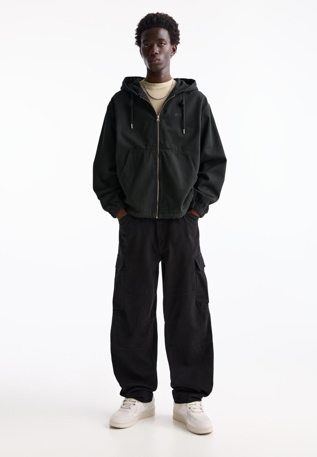 

Брюки карго PULL&BEAR, черный