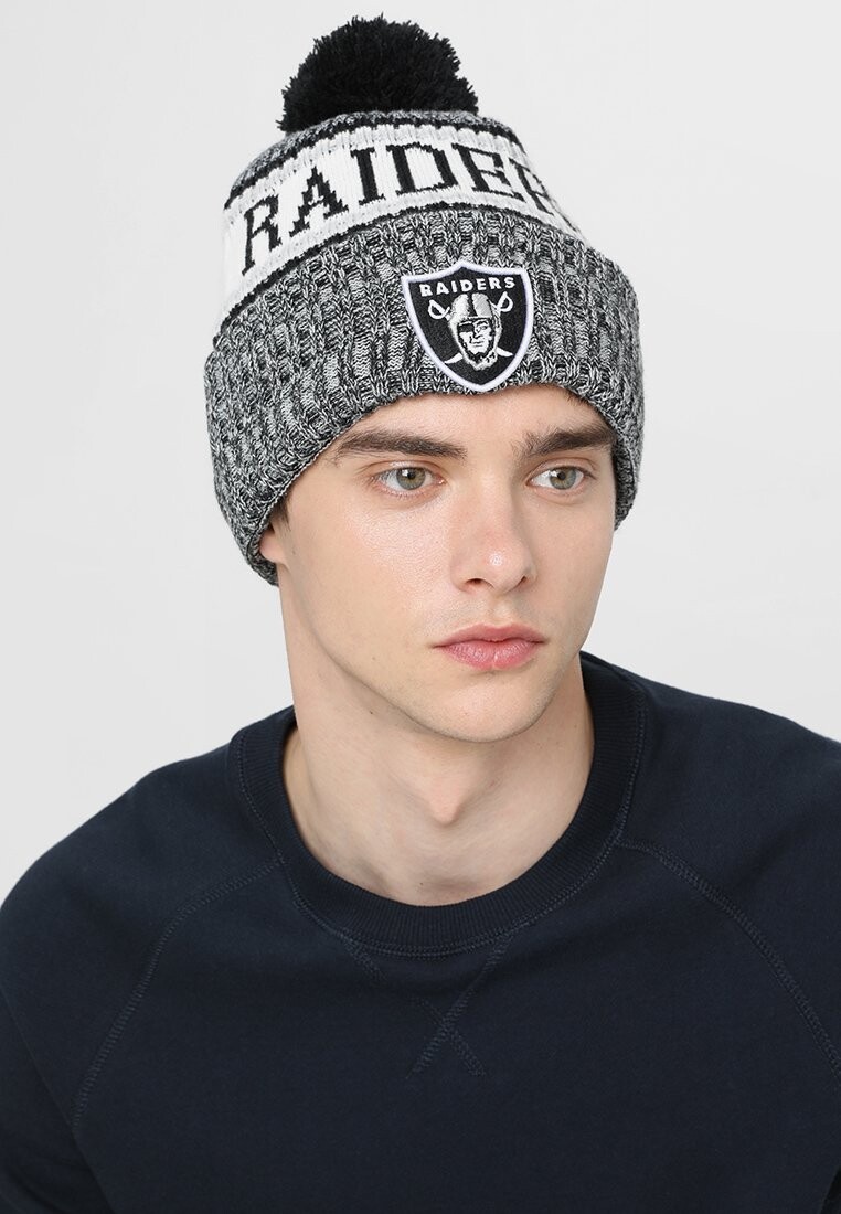 

Шапка SIDELINE BOBBLE KNIT HOME New Era, черный