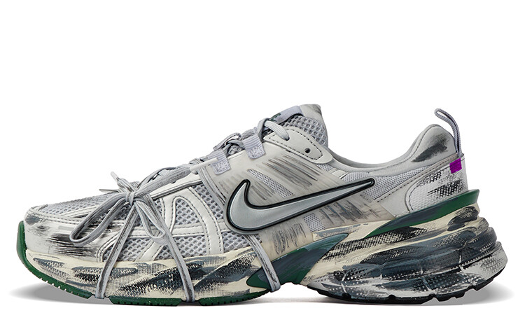 

Кроссовки для бега V2K Run женские с низким верхом серые Nike