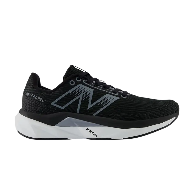 Кроссовки New Balance Wmns FuelCell Propel v5, черный