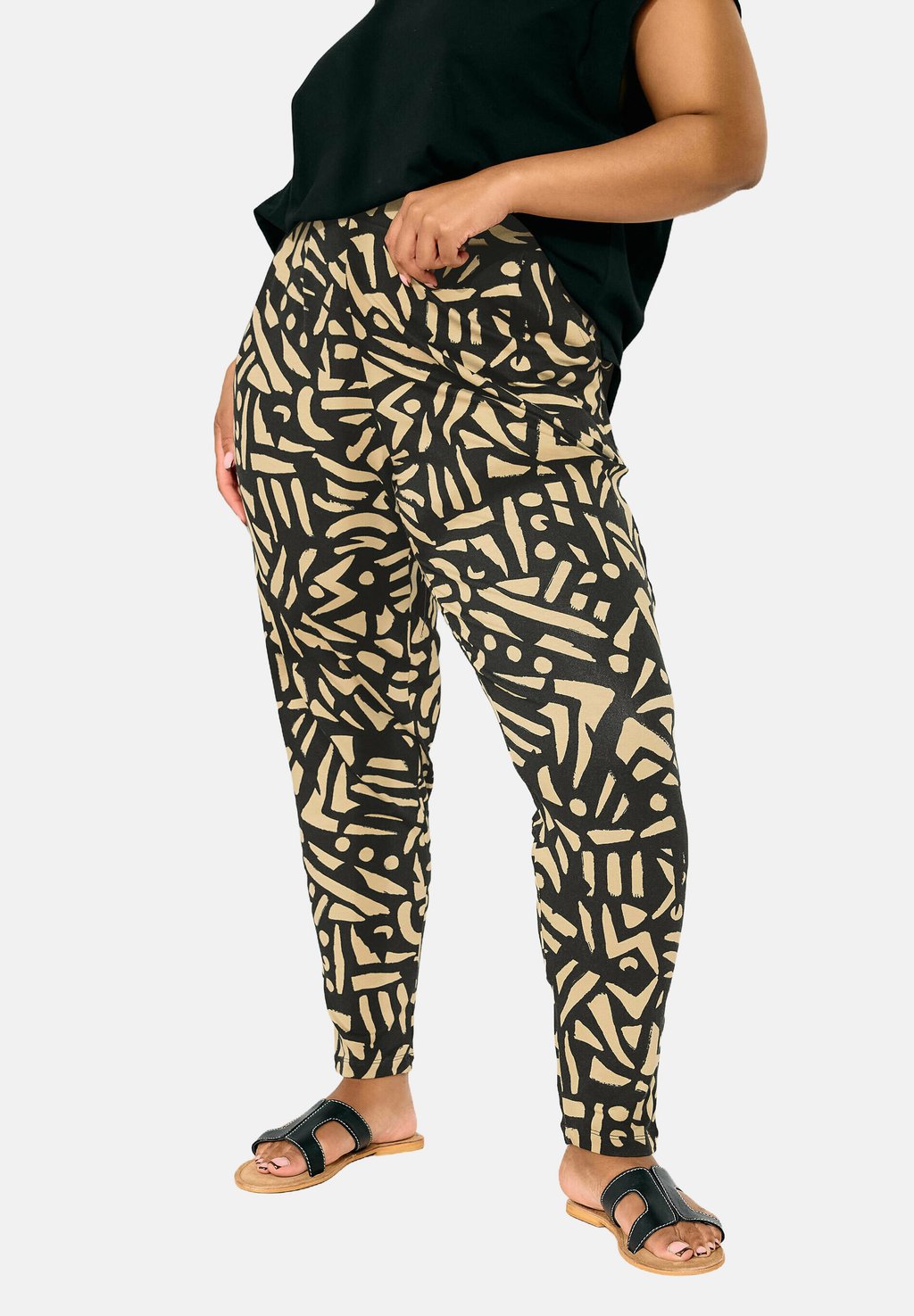 

Брюки Yours Clothing, коричневый