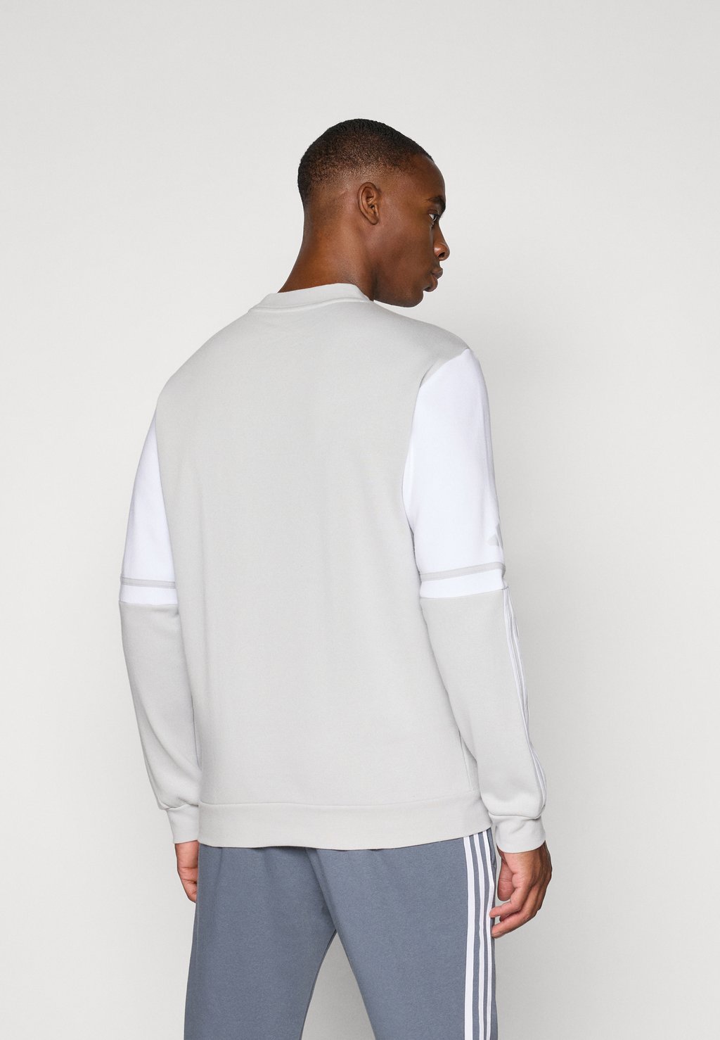 Толстовка SQUADRA25 CREW Adidas Performance, светло-серый — фото 3