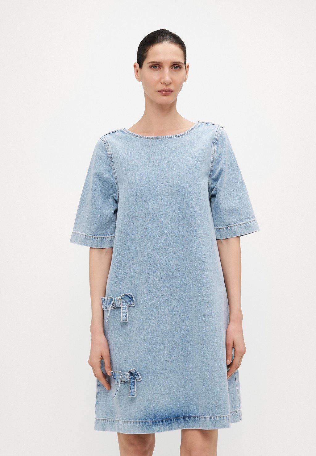 

Джинсовое платье ONLGIGI BOW A SHAPE DRESS ONLY Tall, деним