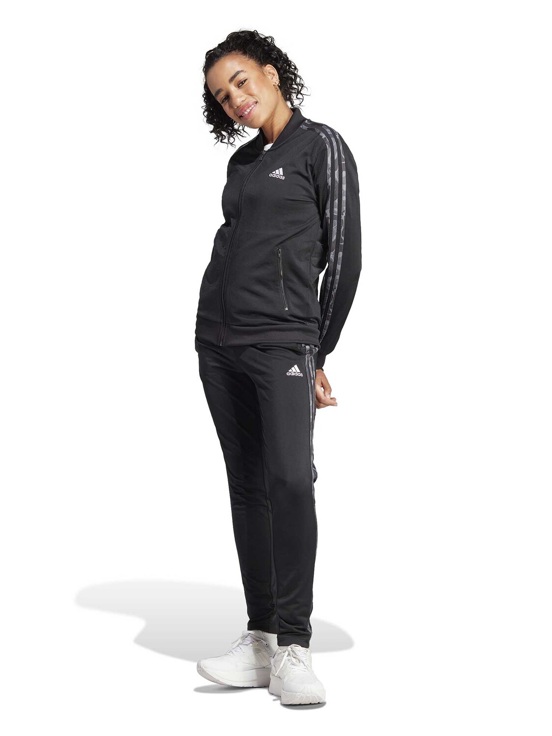 

Спортивный костюм Adidas Sportswear Essentials 3-Stripes, черный