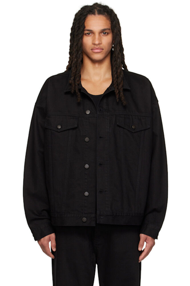

Черная джинсовая куртка с заплатками Fear of God ESSENTIALS