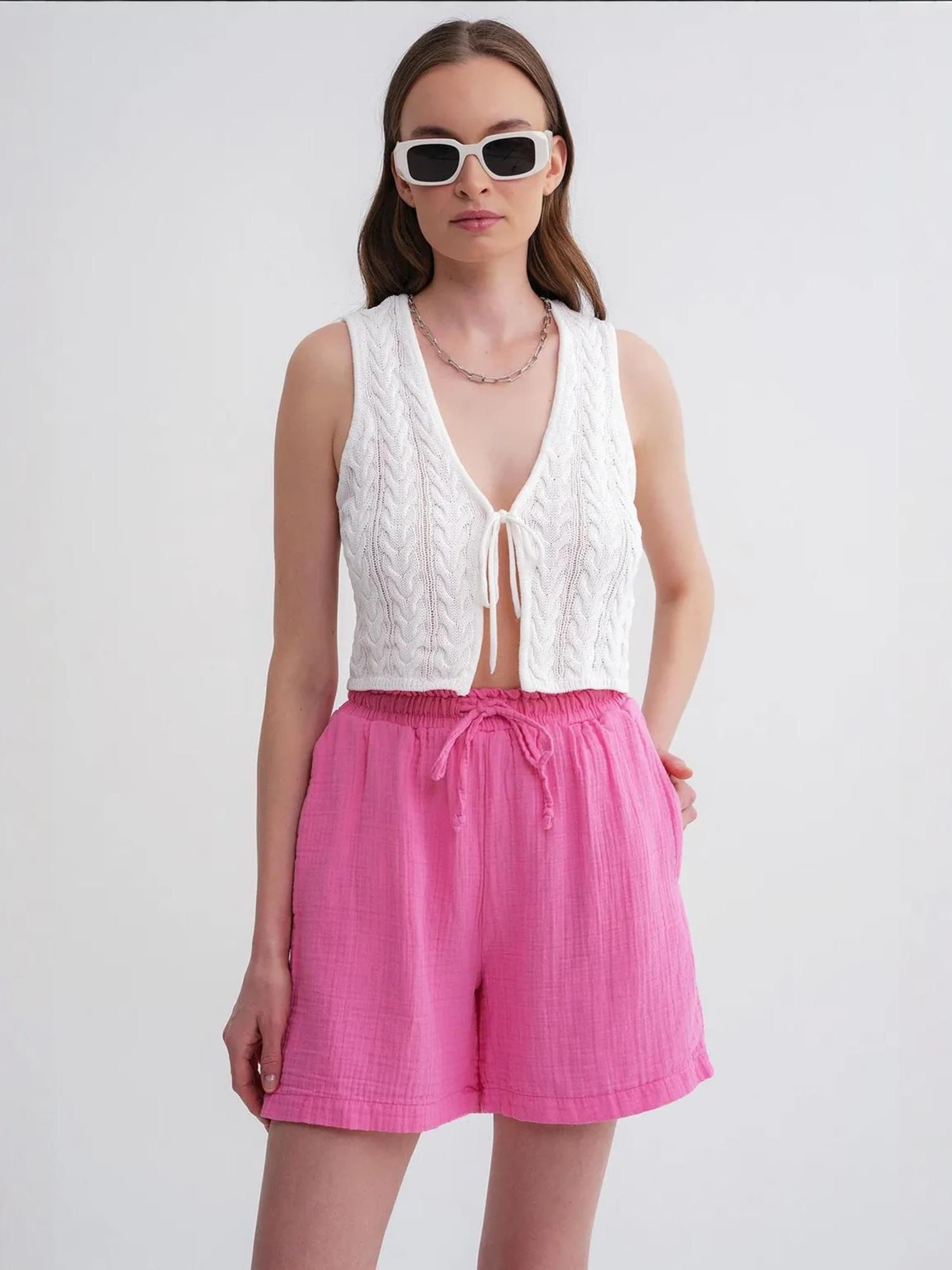 

MixRay Широкие шорты в розовом цвете