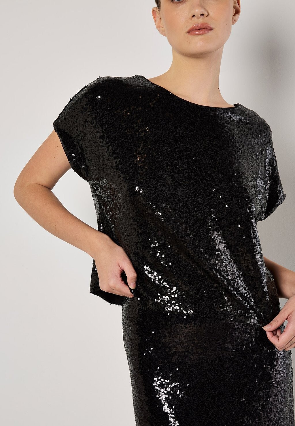 

Юбка А-силуэта SEQUIN MIDI Apricot, черный