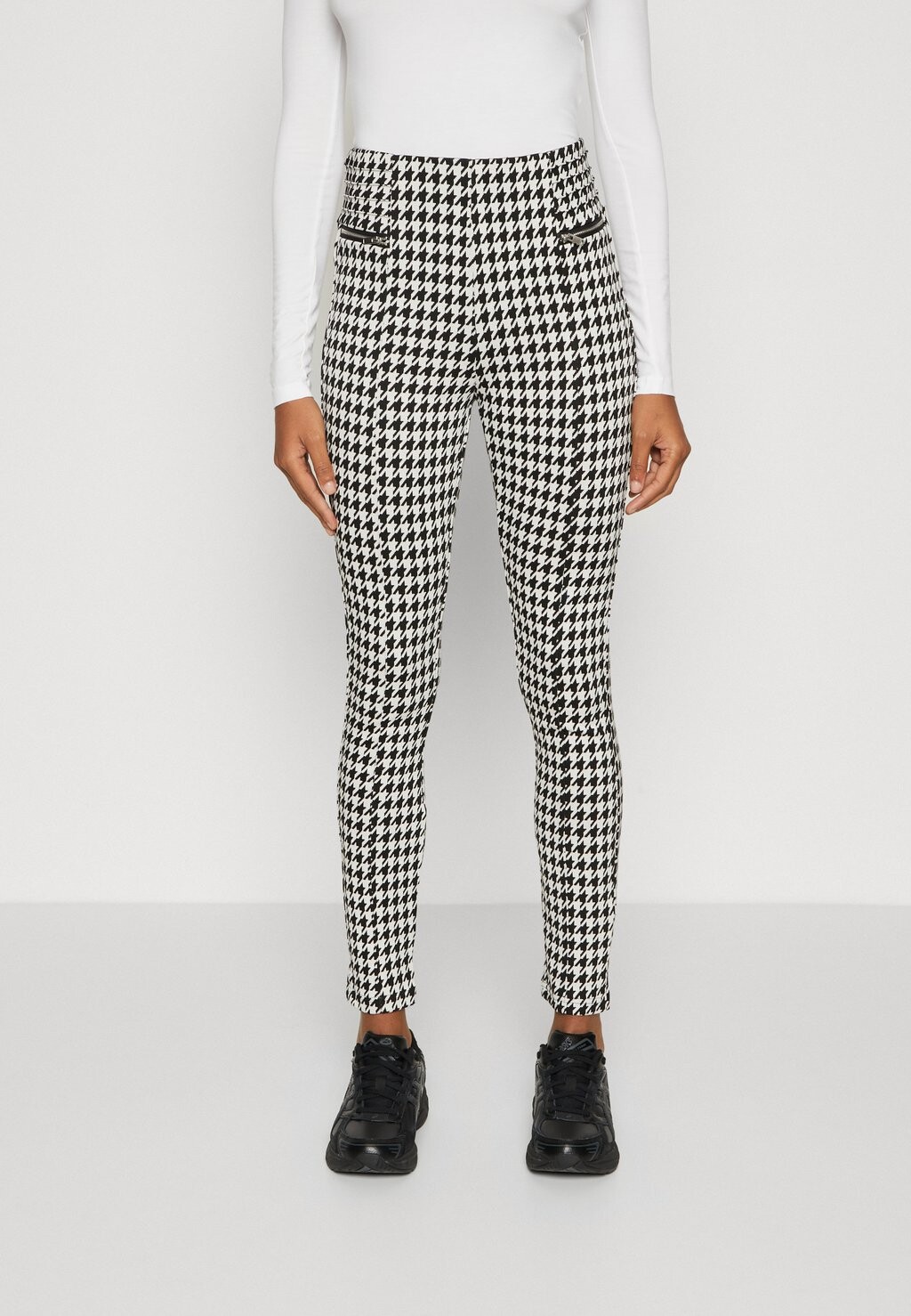 

Леггинсы Onldaphne Zip ONLY, цвет black/white