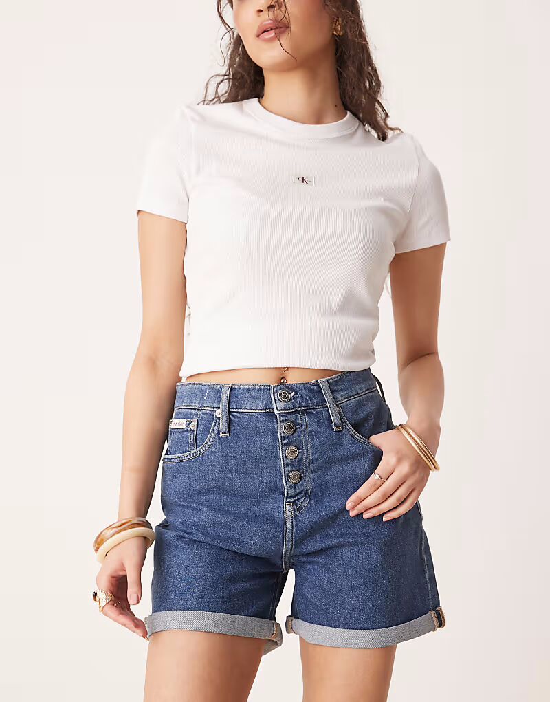 

Calvin Klein Jeans подвернутые шорты mom в темном цвете